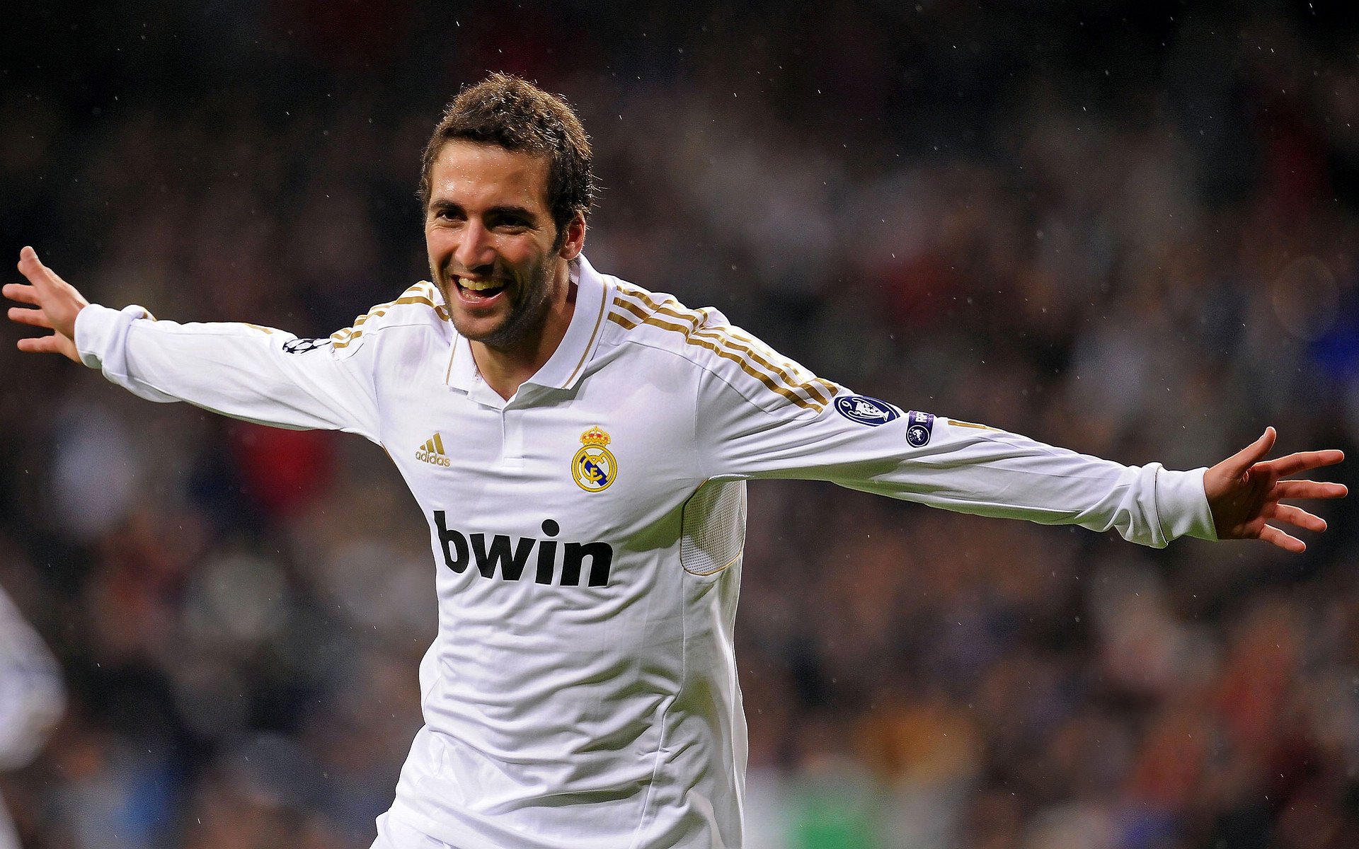 孤王守城,当伦纳德以钢铁之躯扛起崩塌的王朝