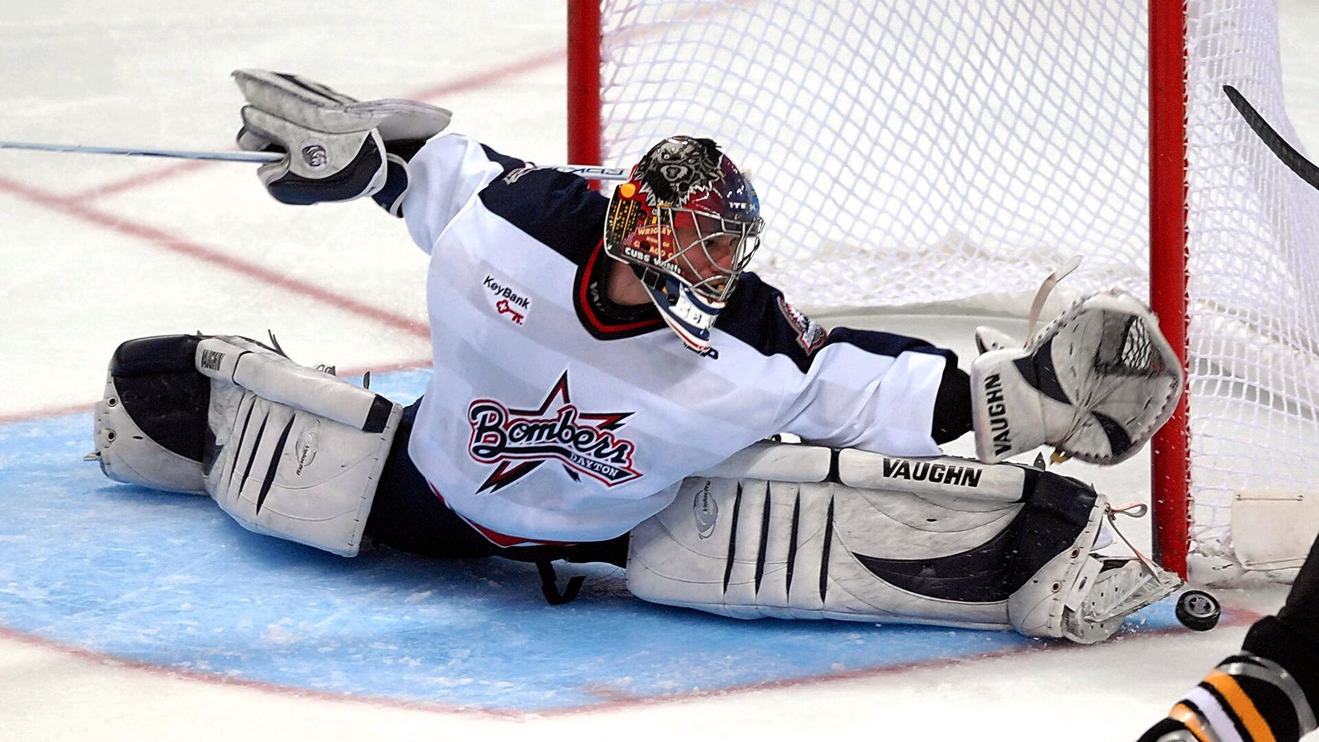 从斯台普斯到国际赛场,当湖人淘汰马刺的宿命感,遇上布伦森在美加墨世界杯的接管时刻